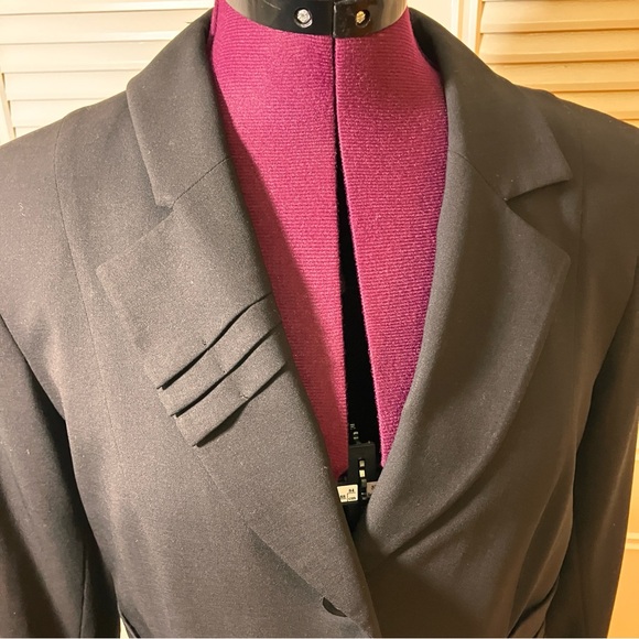 Irene Van Ryb Black Blazer Excellent Condition size 42 Medium - Picture 13 of 15